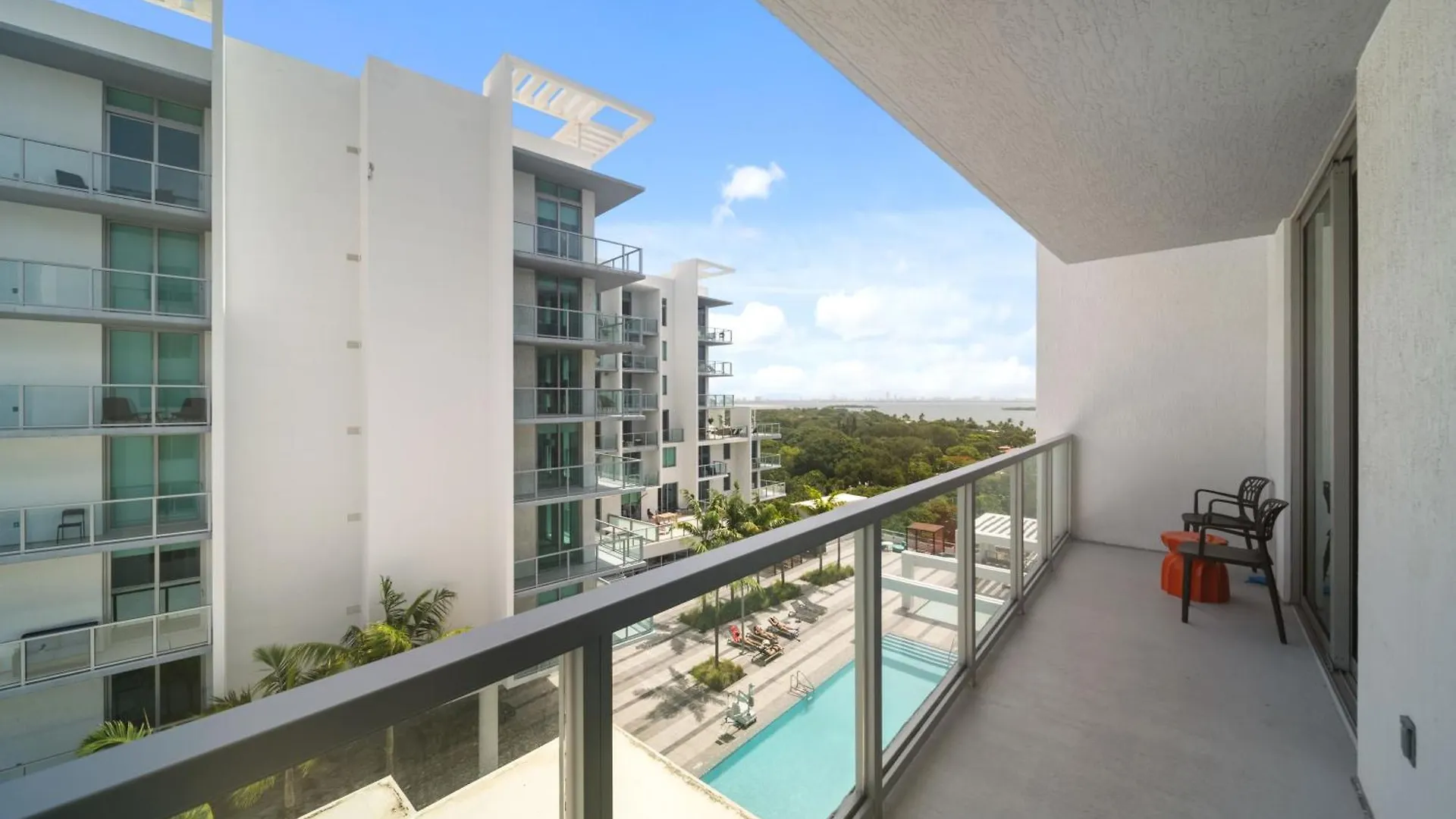 Quadro Residences By Ionica