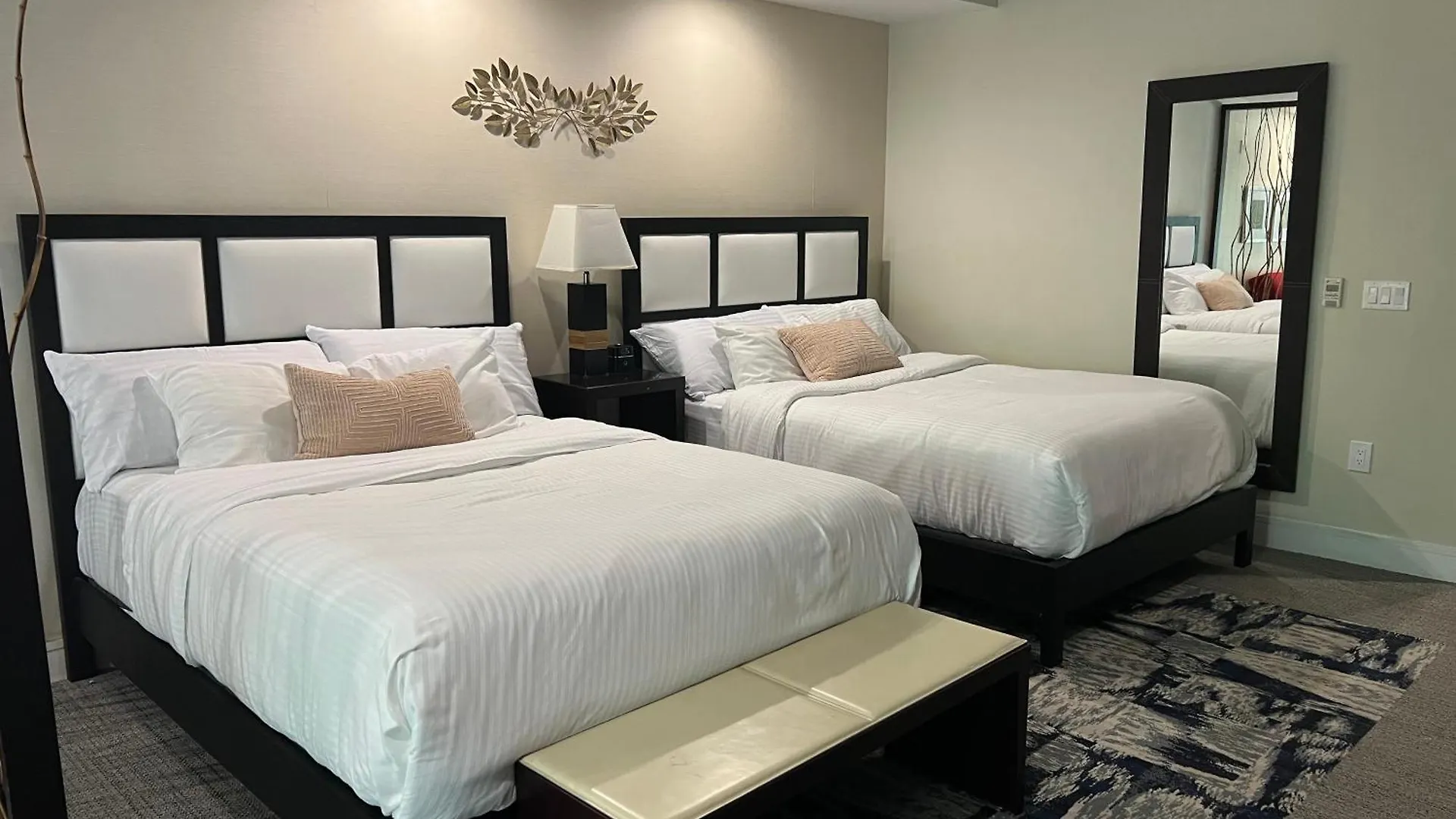 Doral Pool 404 By Wave Miami