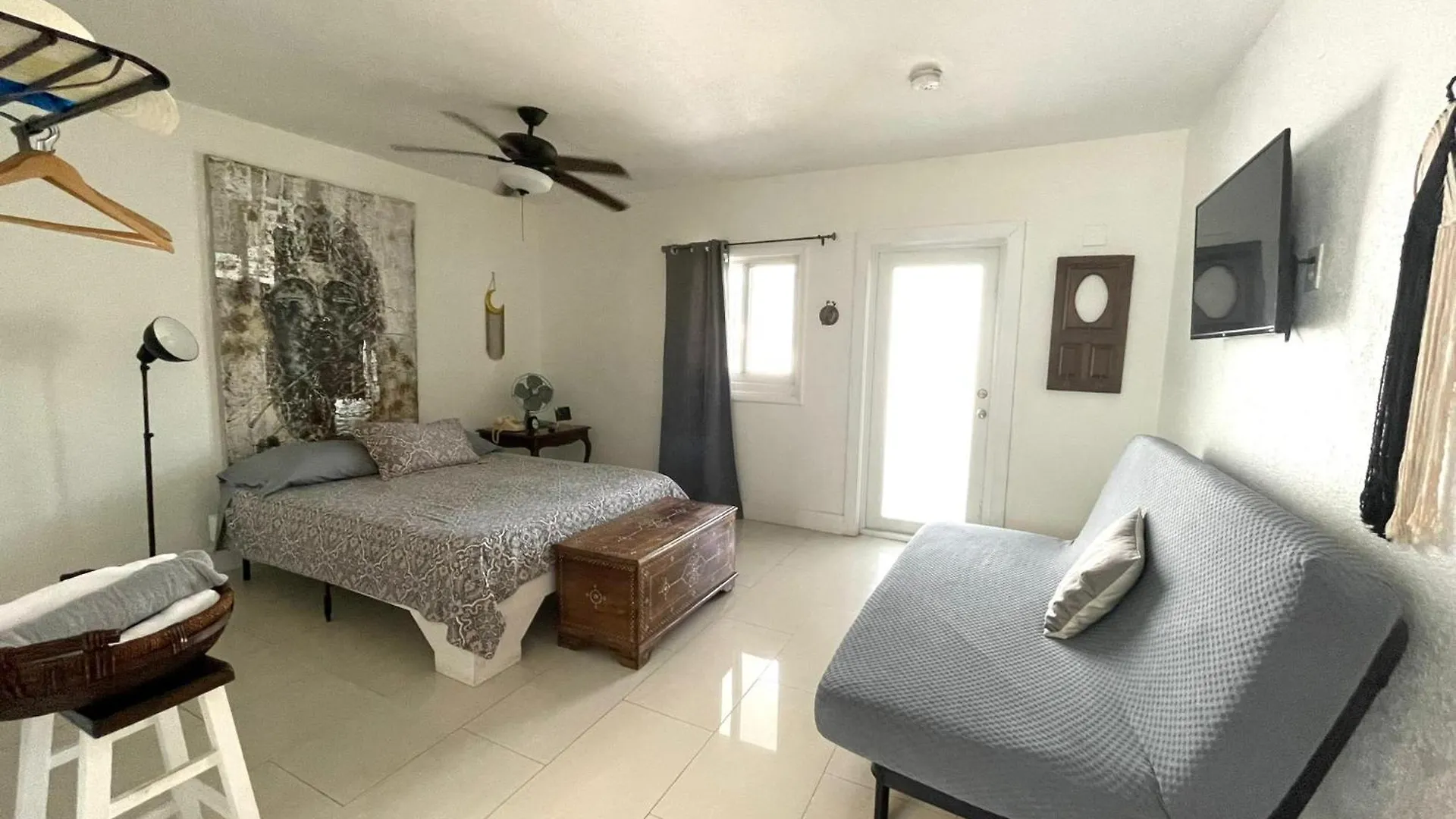 Private Blocks From Coconut Grove *