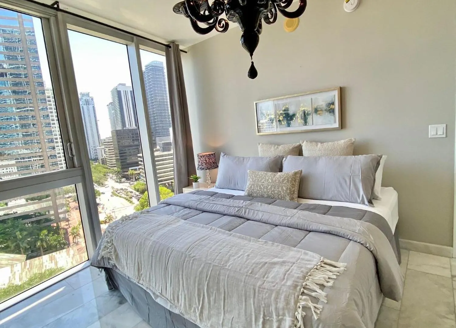 Breathtaking Views At Icon W Lux Brickell