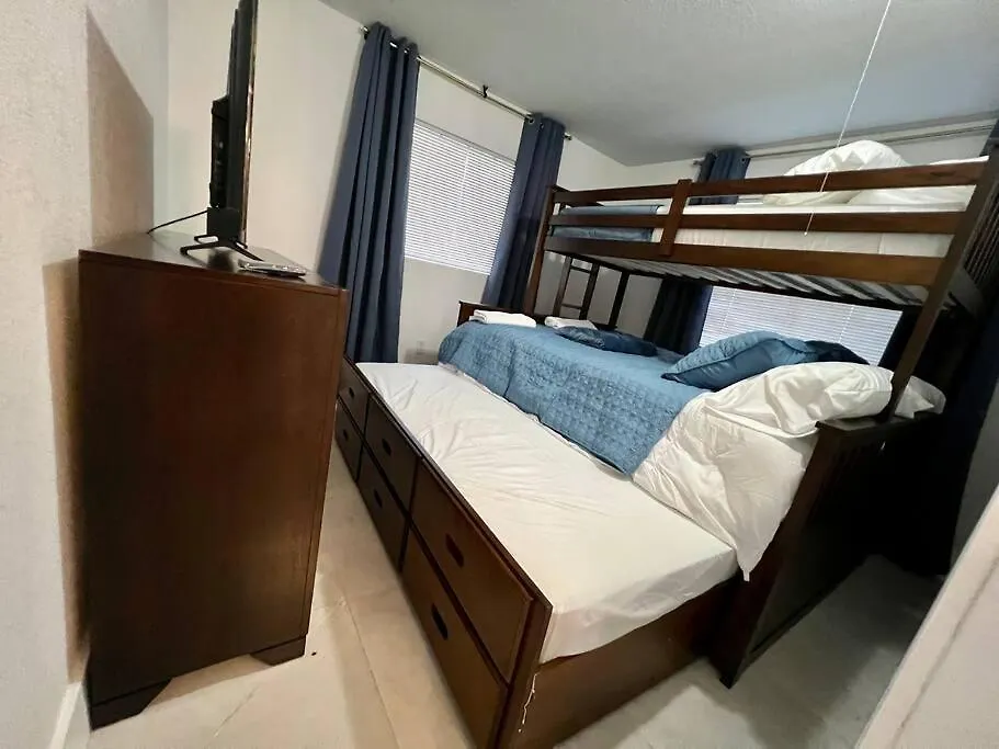 بيت للعطل Comfortable House Near Downtown & Airport