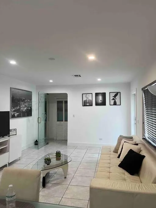Vakantiehuis Ana House In Miami