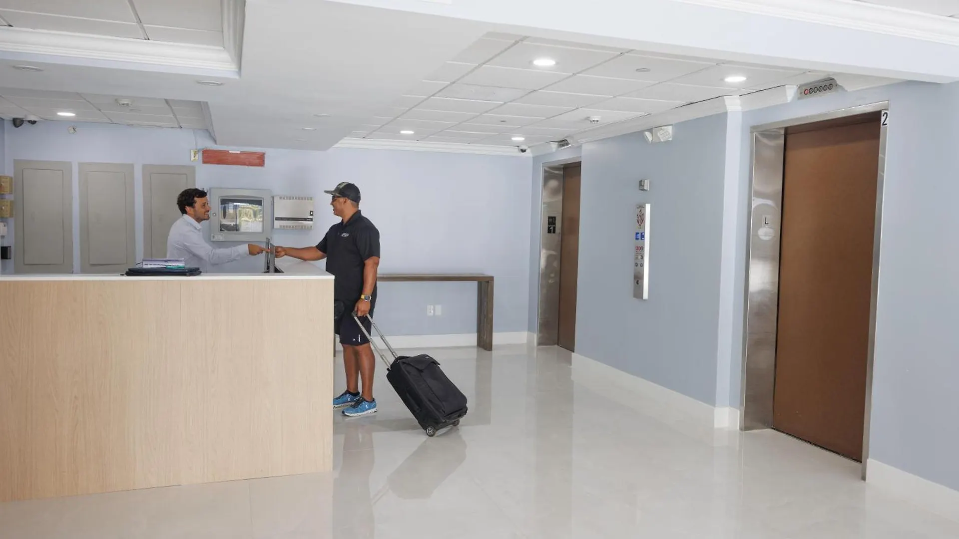 Hotel Airport 3*