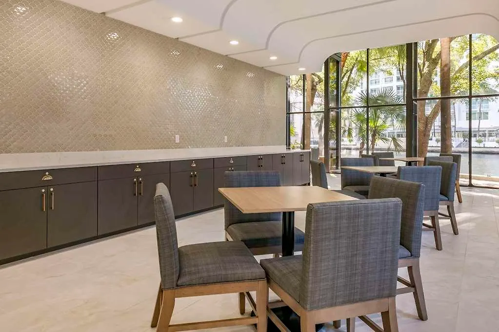 Comfort & Downtown Brickell-port Of *