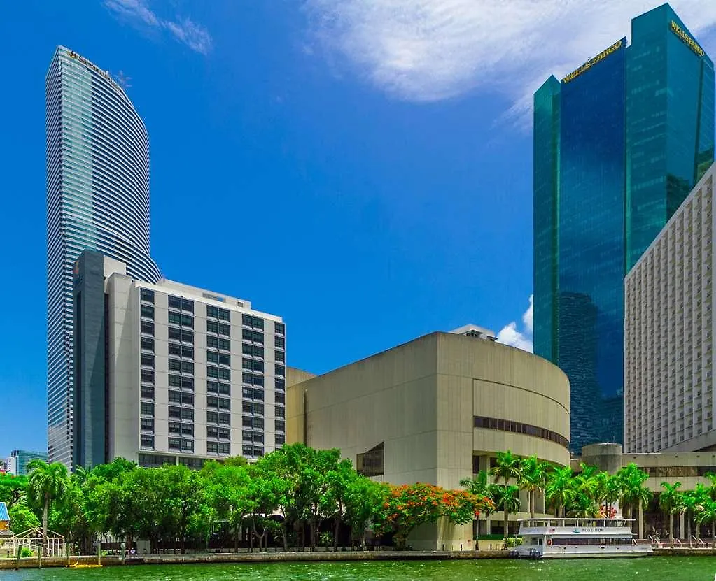 Hotel Comfort & Downtown Brickell-port Of