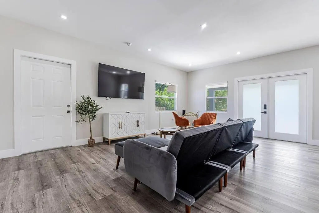 度假居 Modern Oasis Retreat - Close To Airport *