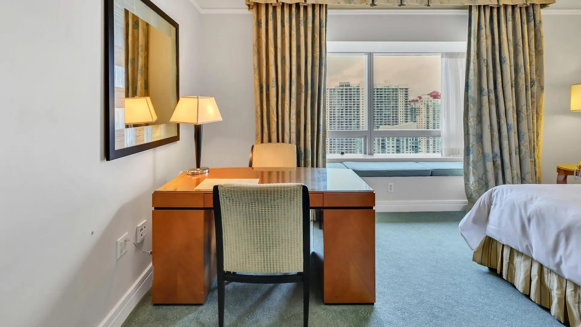 Amazing Private In Four Seasons Residences Brickell!
