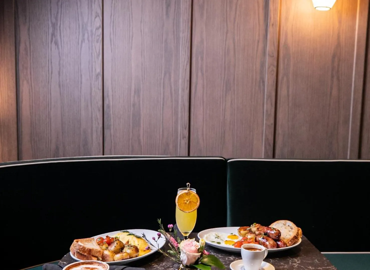 Gale & Residences Hotel