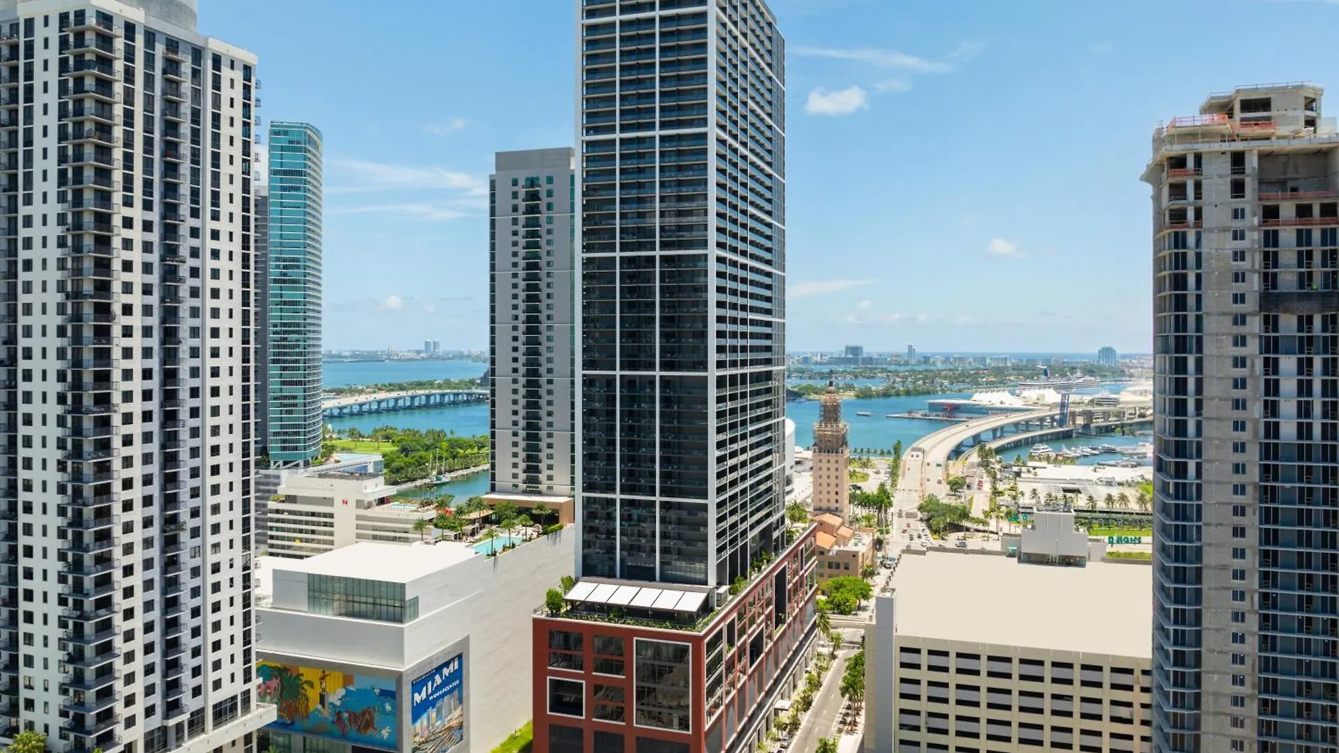 Hotel Gale & Residences Miami