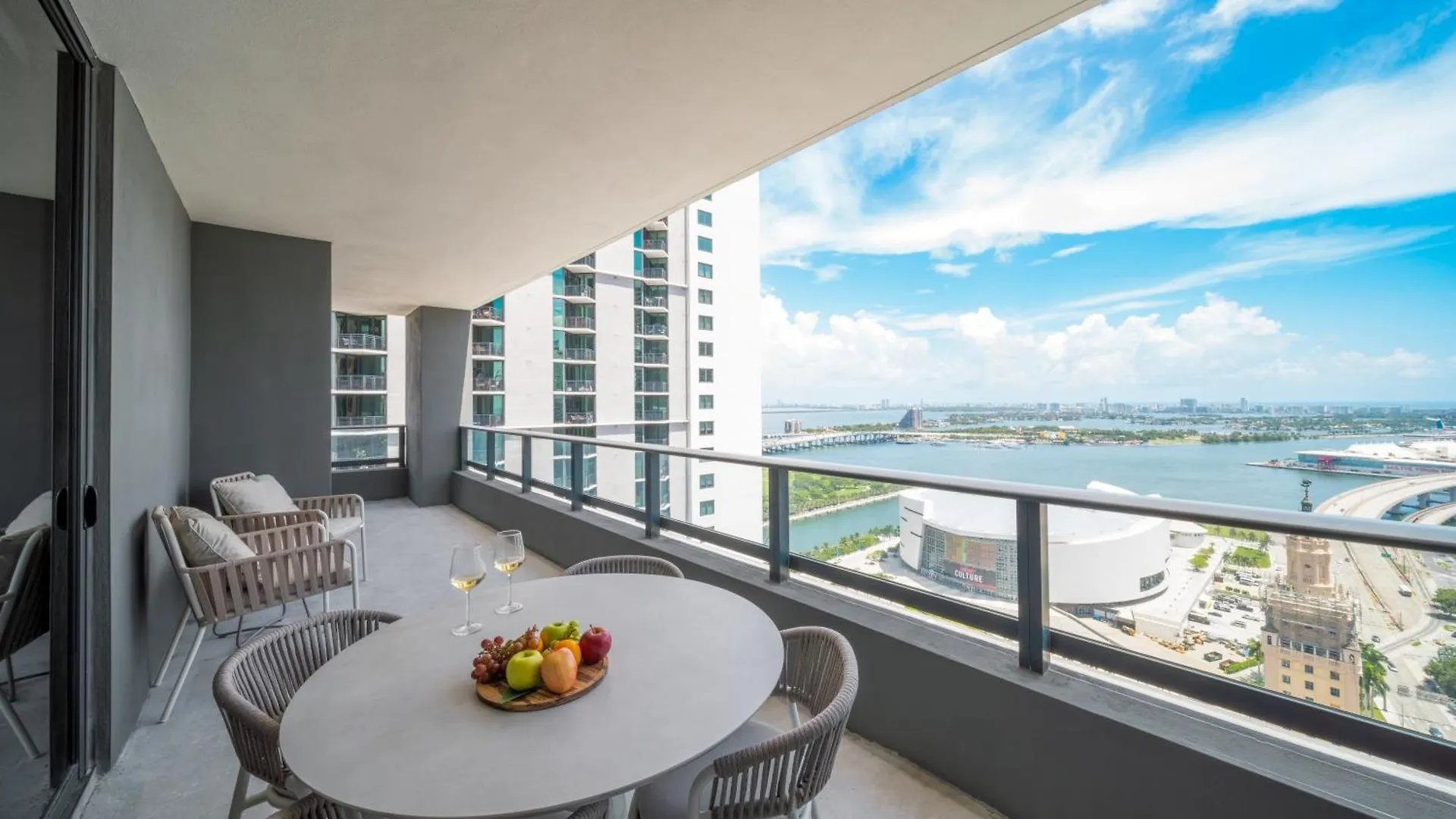 Gale & Residences 5* Miami