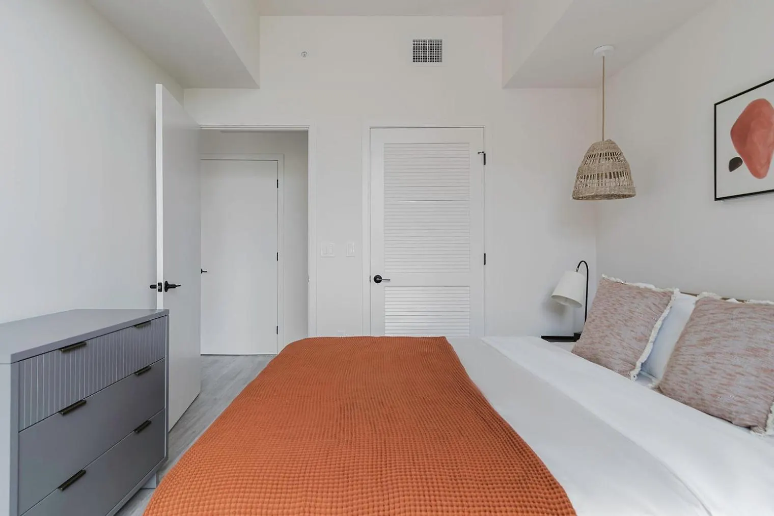 Apartment Blueground Edgewater Gym Pool Ac Balcony Mia-113 *
