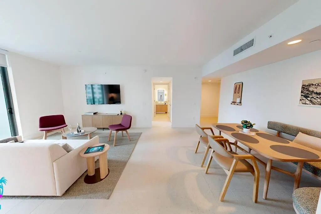아파트 Stunning 2 Bed 2 Bath W Balcony & Incredible Views 마이애미