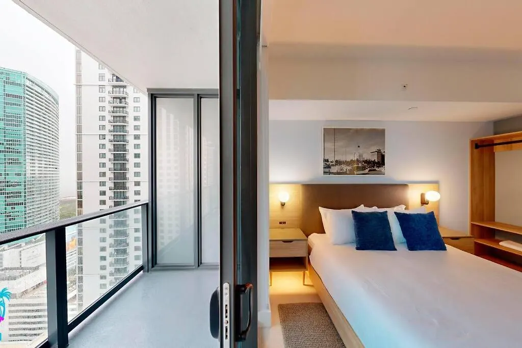 Stunning 2 Bed 2 Bath W Balcony & Incredible Views * 마이애미