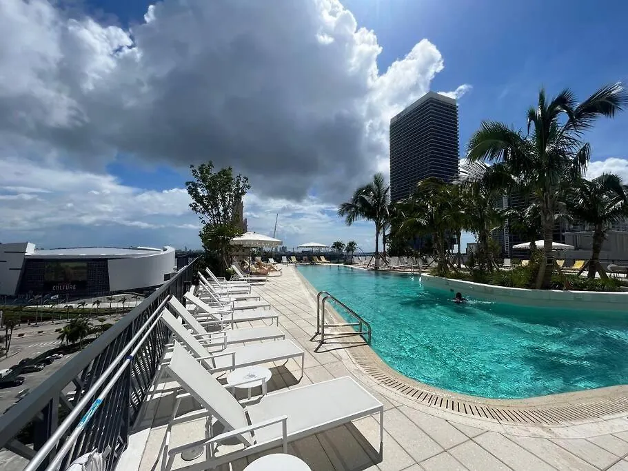 아파트 Stunning 2 Bed 2 Bath W Balcony & Incredible Views 마이애미