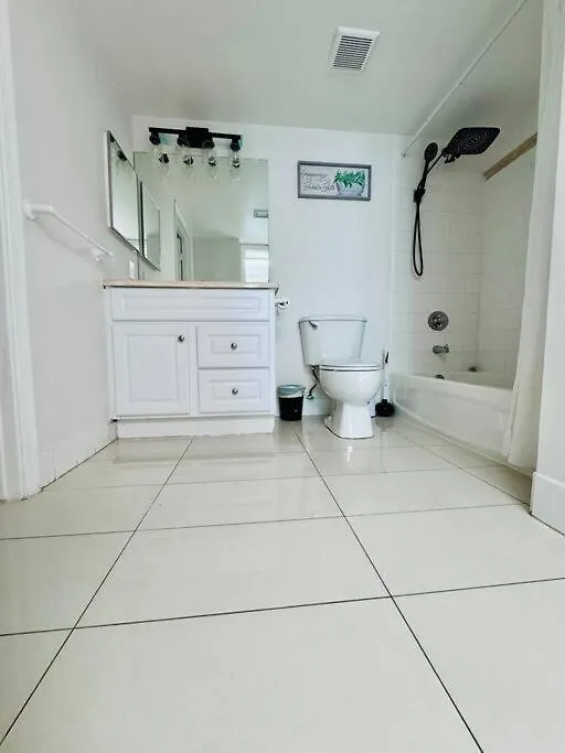 Apartment 36th-floor Ocean View Brickell - Free Parking *