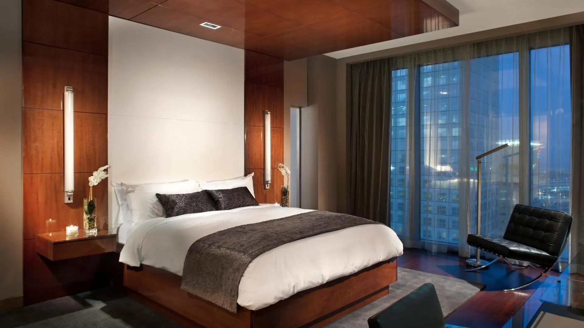 Beaux Arts, Autograph Collection 5* Miami