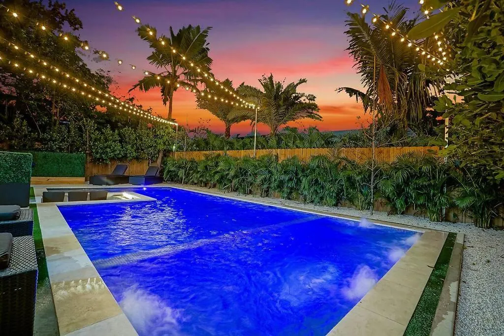 别墅 New Bali Style With Vast Pool & Jacuzzi And Outdoor Grilling
