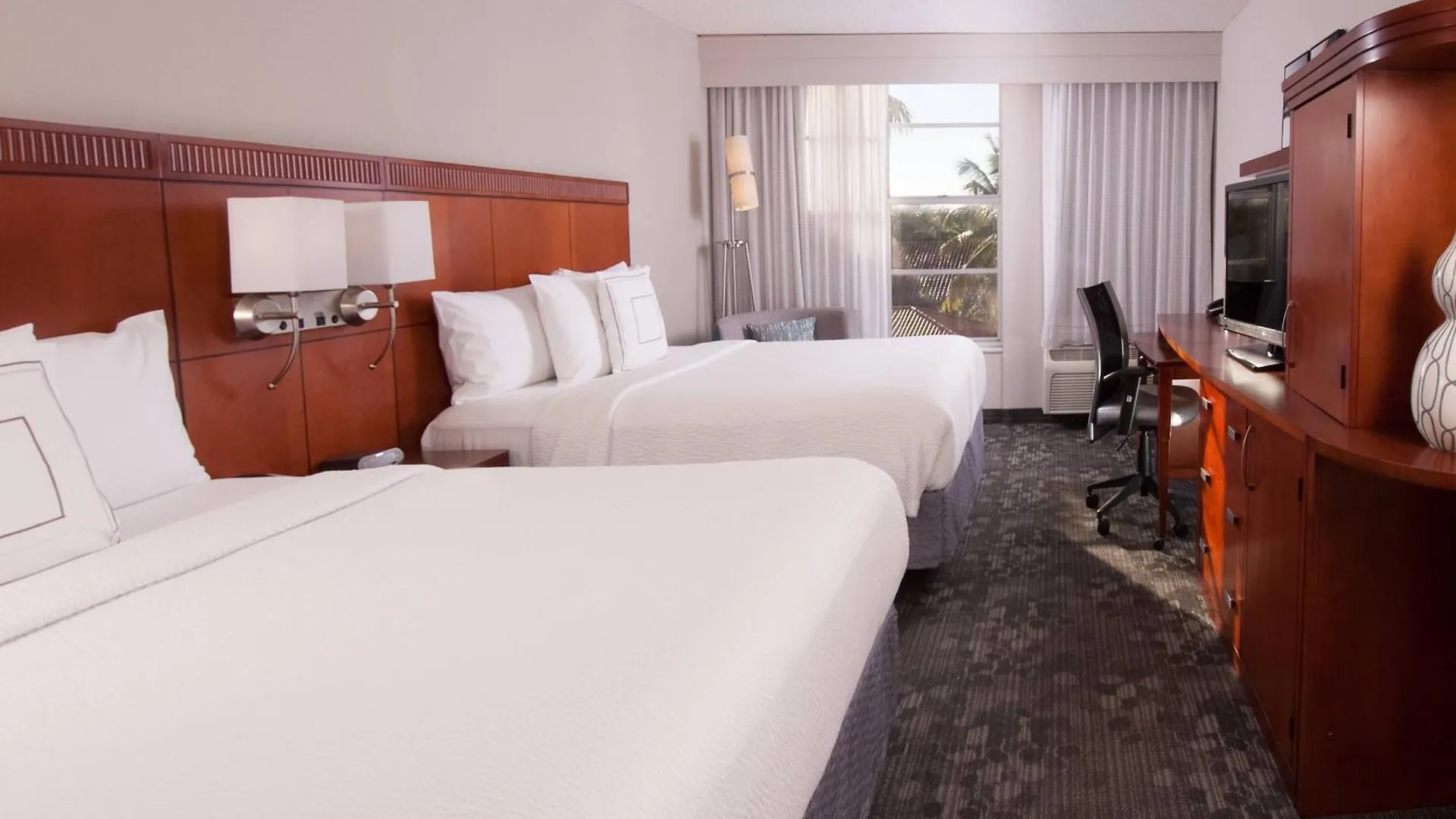 Courtyard Coral Gables 3* Miami