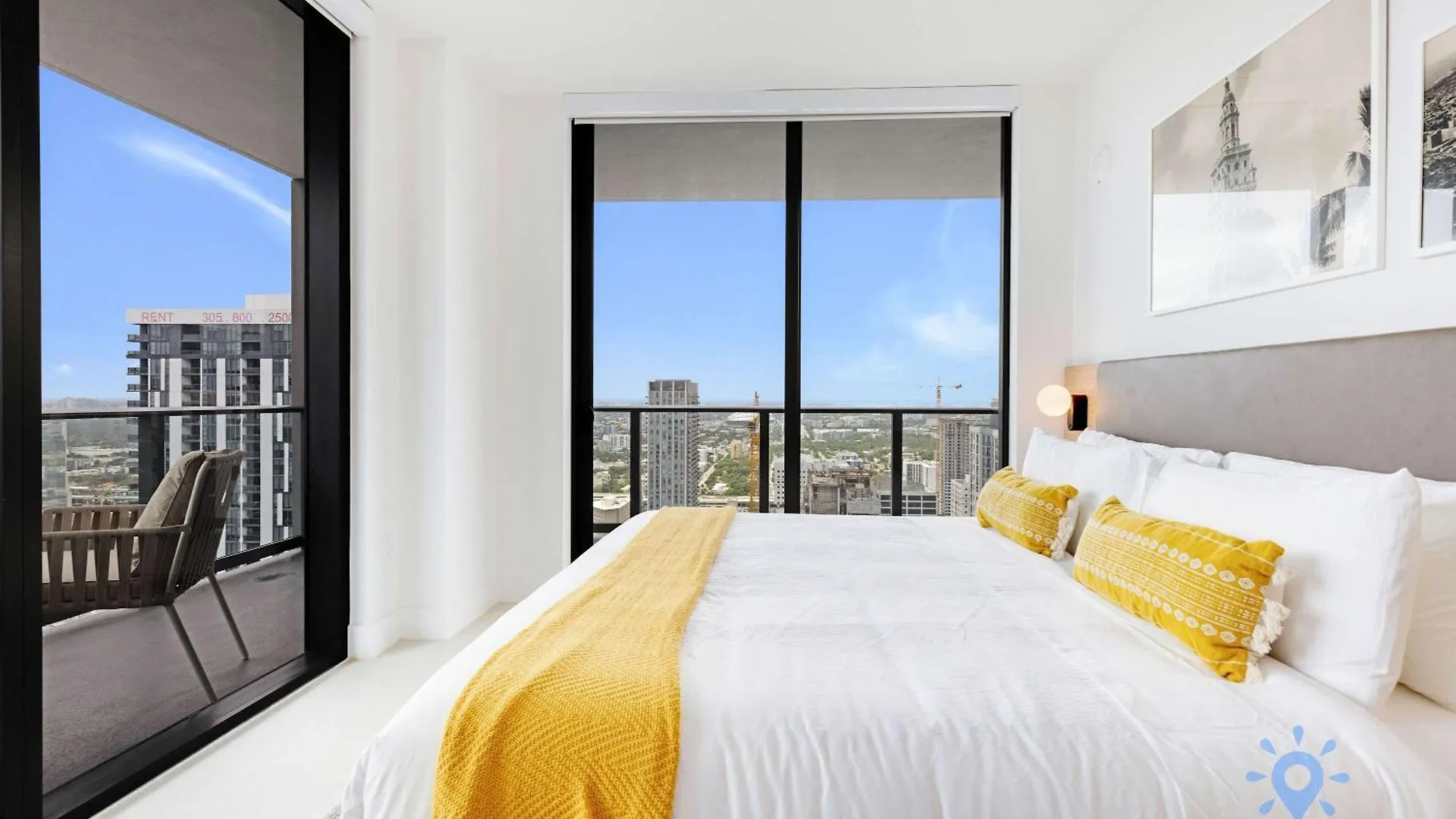 Luxury 2 Bedrooms Balcony Pool & Gym Apartment