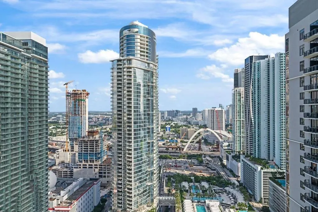 アパート New Luxurious Floor 35th - Miami's Heart *