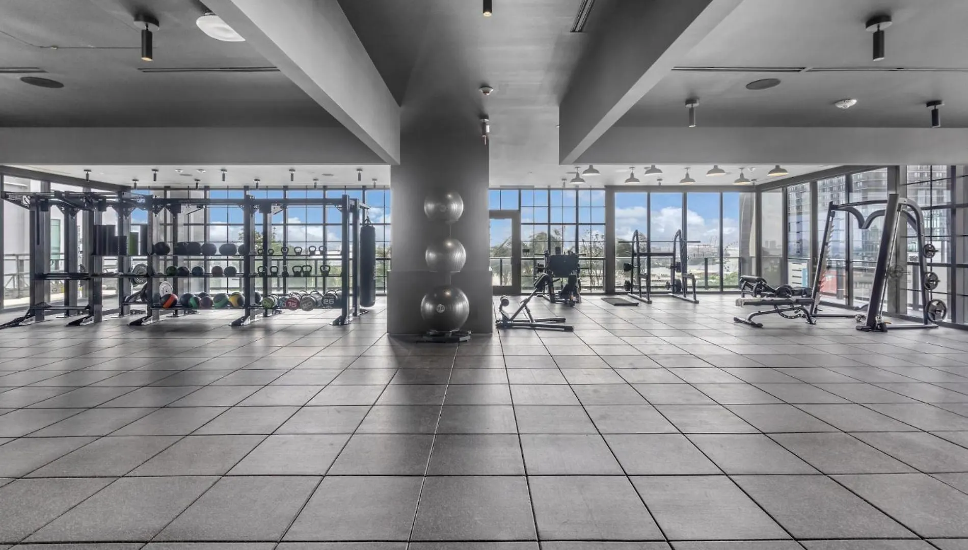شقة Modern 1br With Breathtaking Views Heart Of Downtown *
