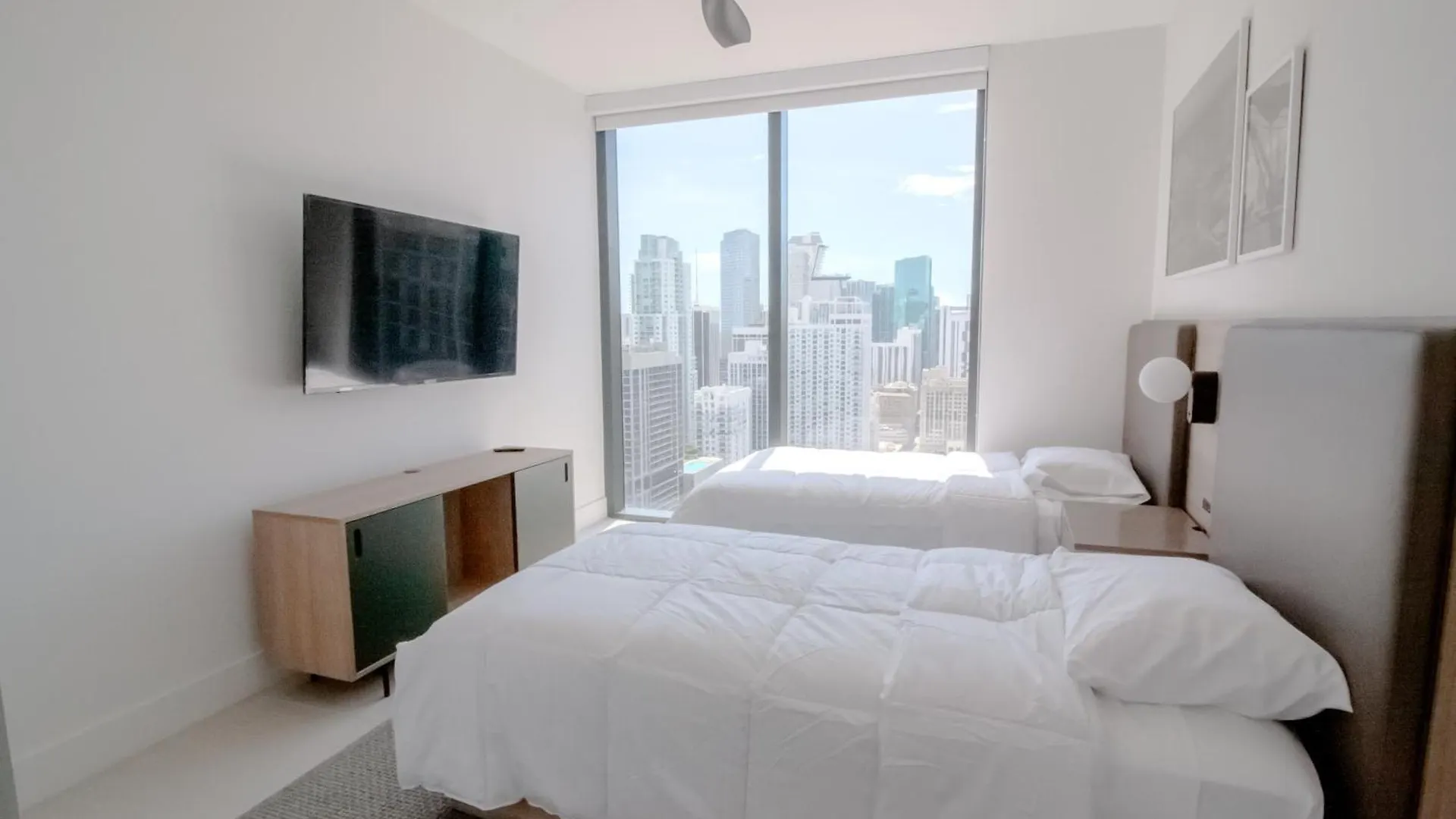 Luxurious Downtown Escape * Miami