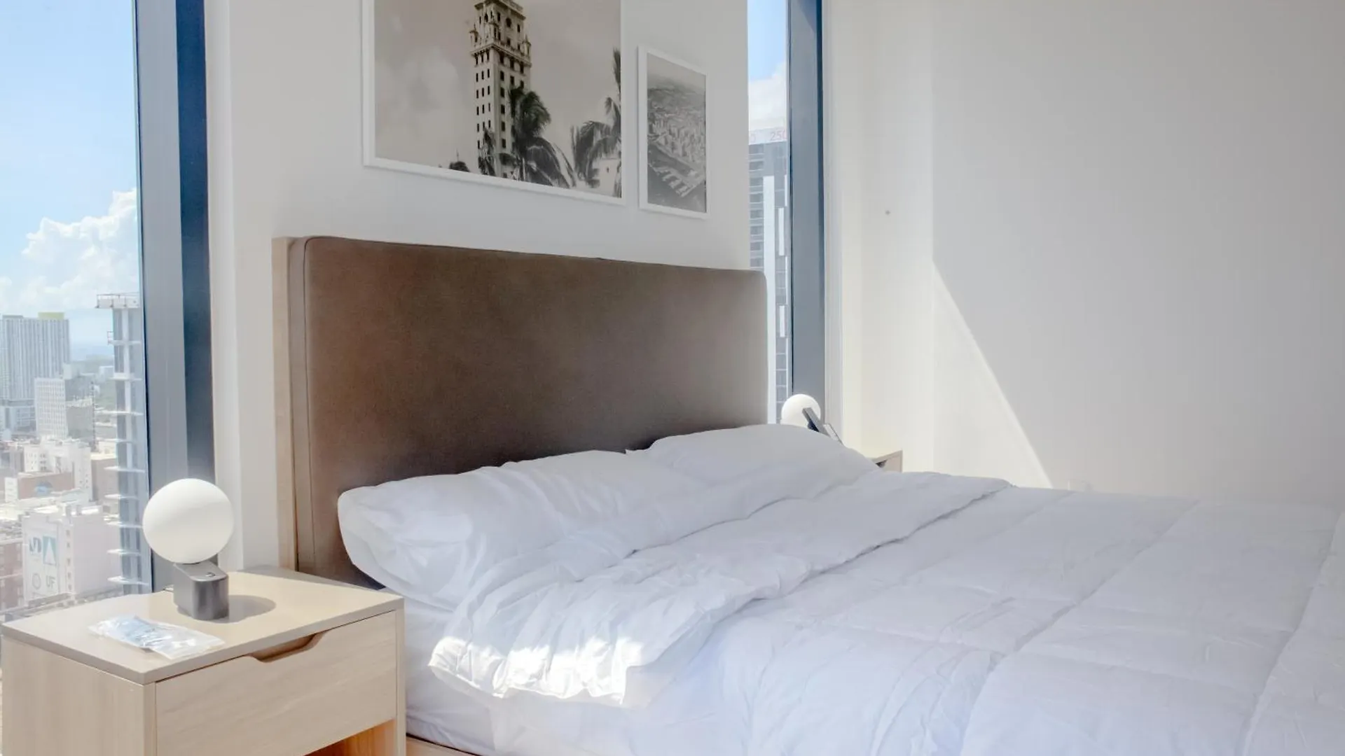 Luxurious Downtown Escape * Miami