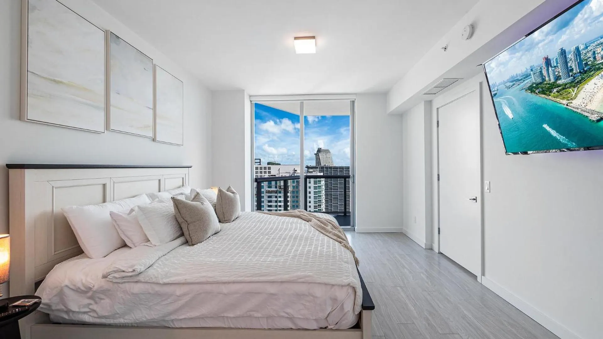 Brickell Sky View Penthouse! * Miami