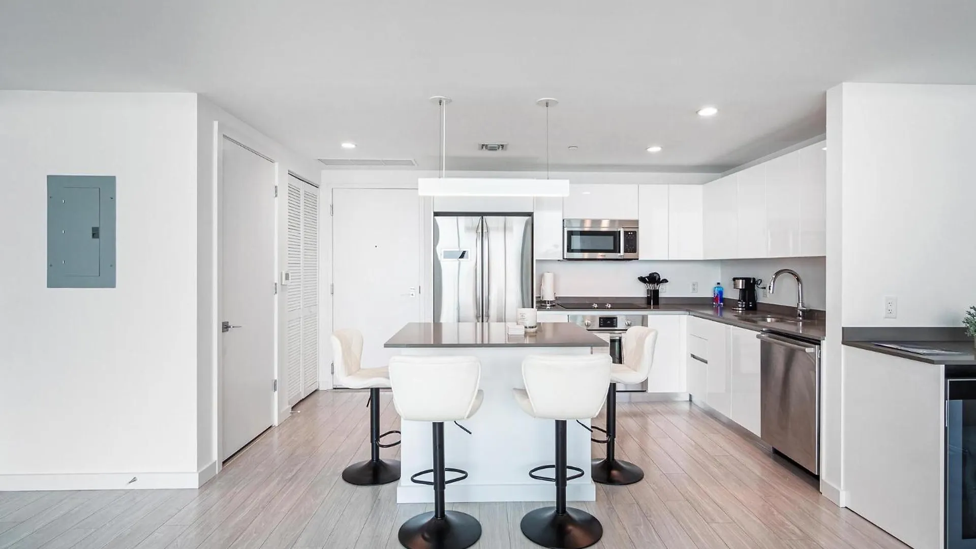 Brickell Sky View Penthouse! Miami