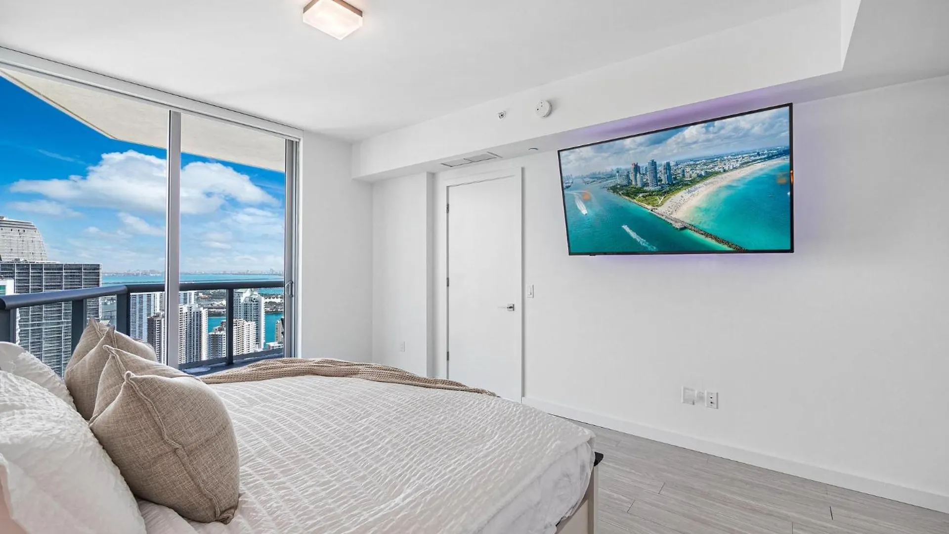 Brickell Sky View Penthouse! Apartment Miami