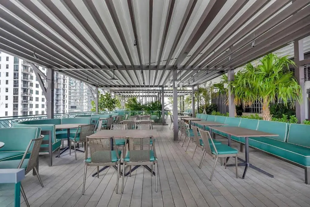 Apartment Chic Downtown - Views Gym & Pool *