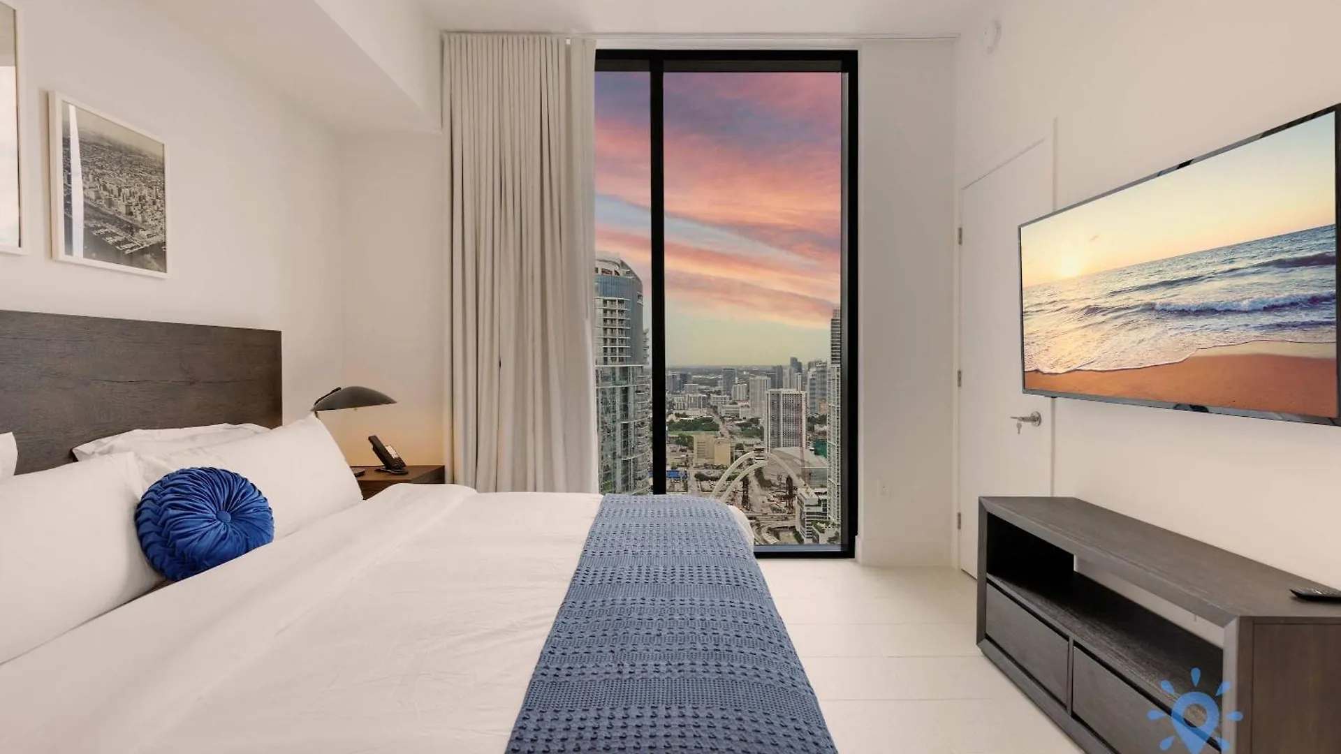Chic Downtown - Views Gym & Pool