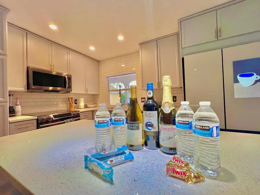 Exclusive 5-br Spacious House With Pool Casa vacanze *