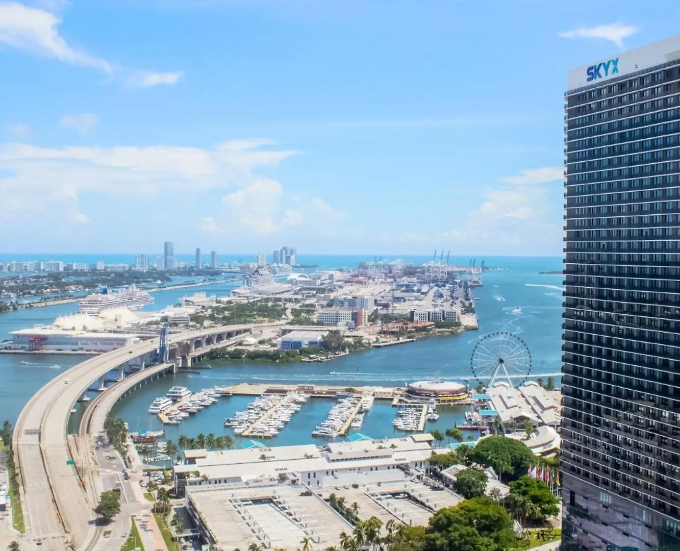Luxurious 3 Bedroom With A View