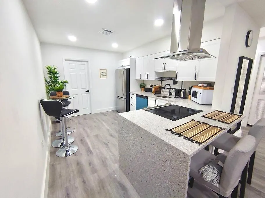 Apartment Paradise Gardens 2bdr Unit Near Hardrock Stadium *