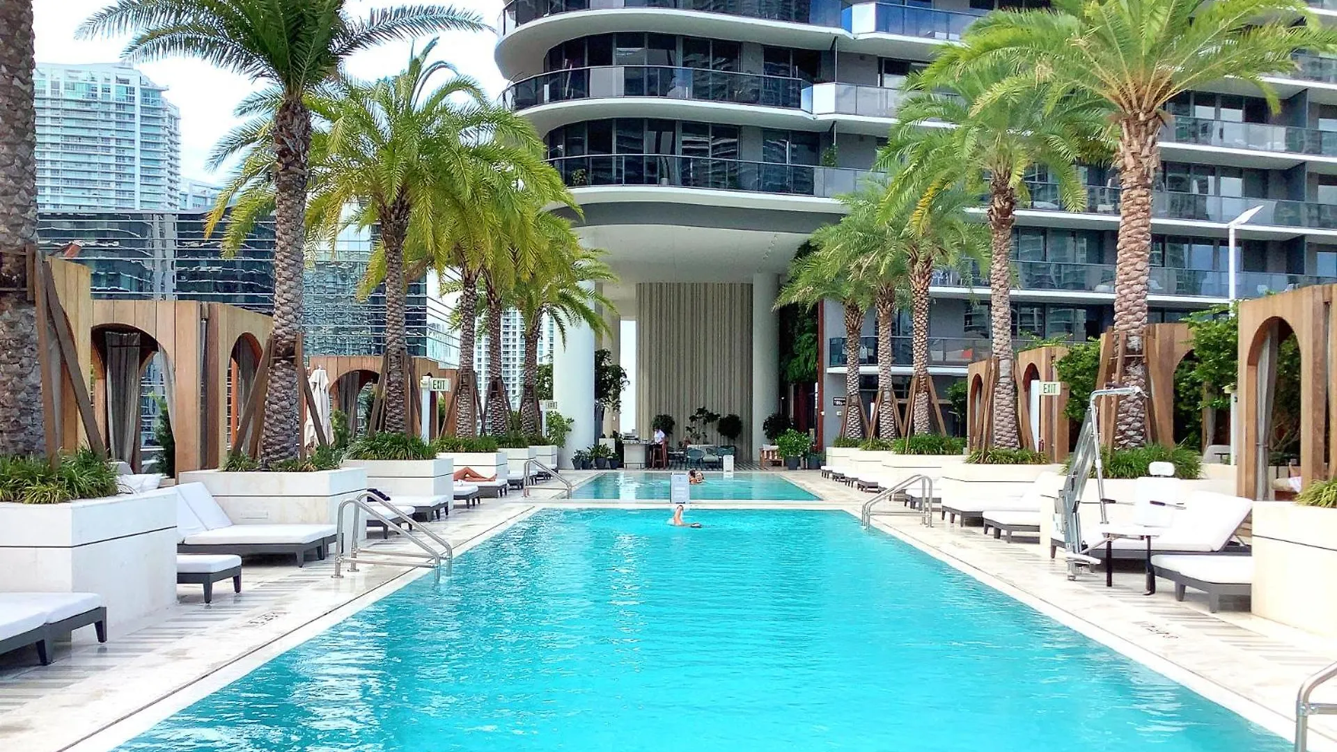 Apartment Luxury King W View At Sls Brickell Miami
