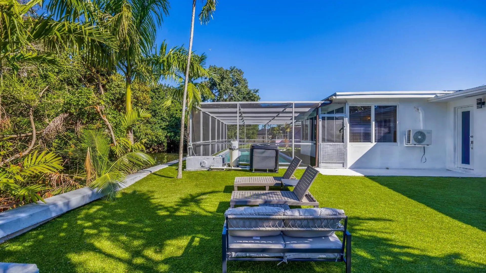Tropical Dream House With Private Pool And