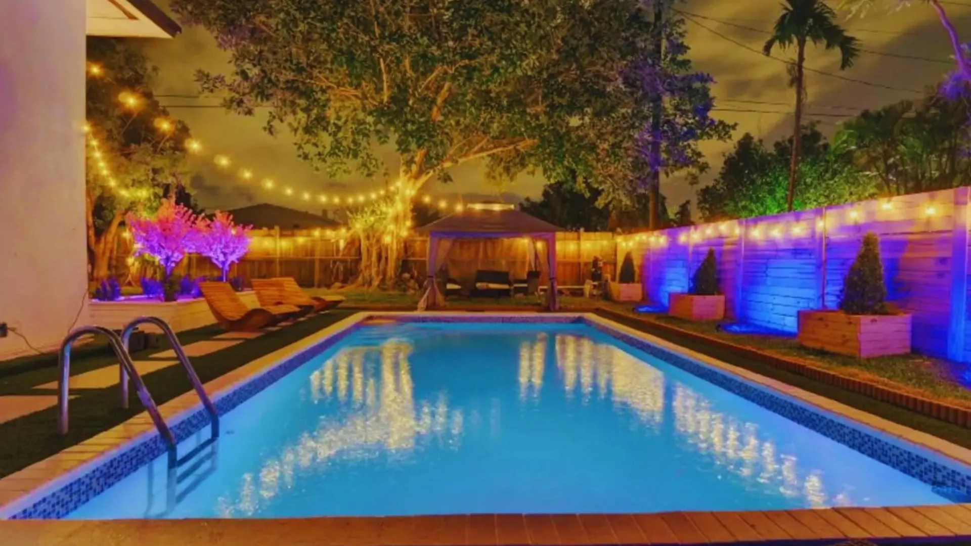 The Grand Escape With Cinema, Pool & Chill Area * Miami