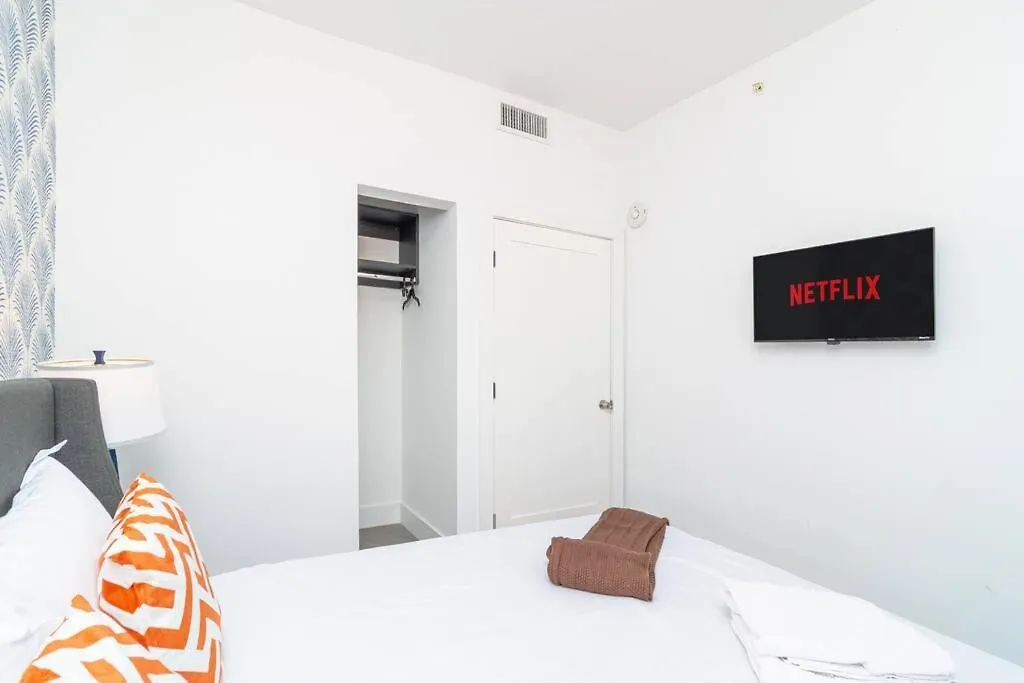 Cozy 2br Oasis Near Brickell, Calle Ocho & Marlins Stadium Miami