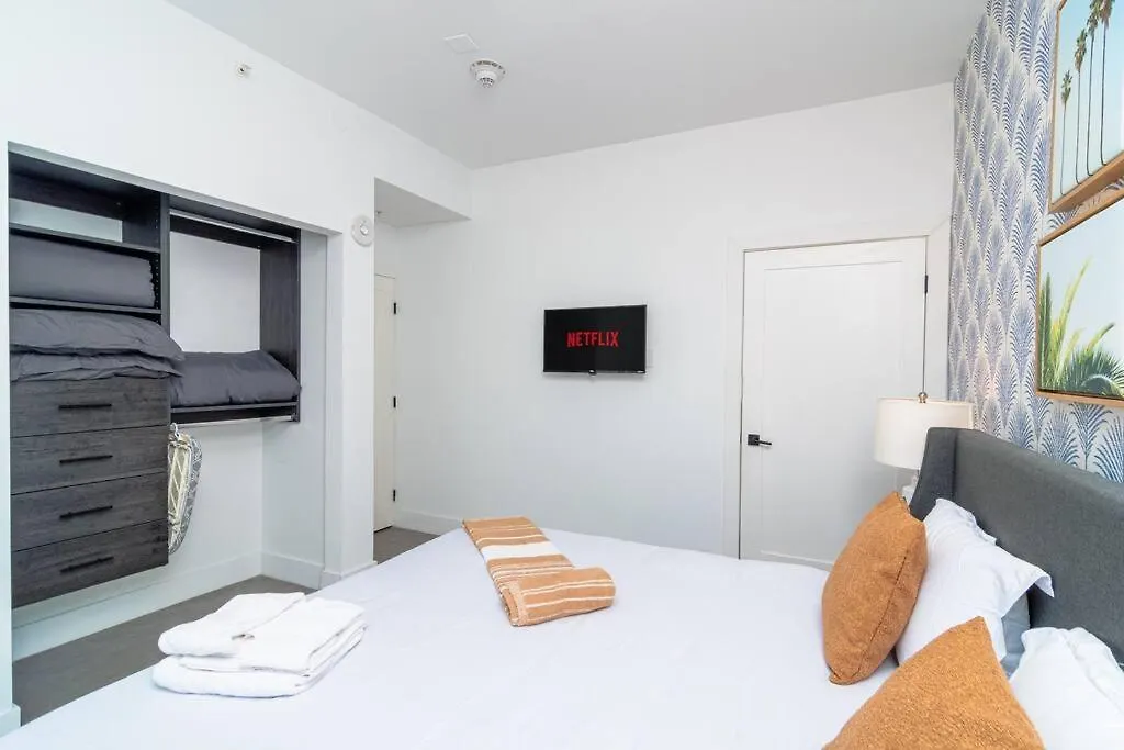 Cozy 2br Oasis Near Brickell, Calle Ocho & Marlins Stadium *