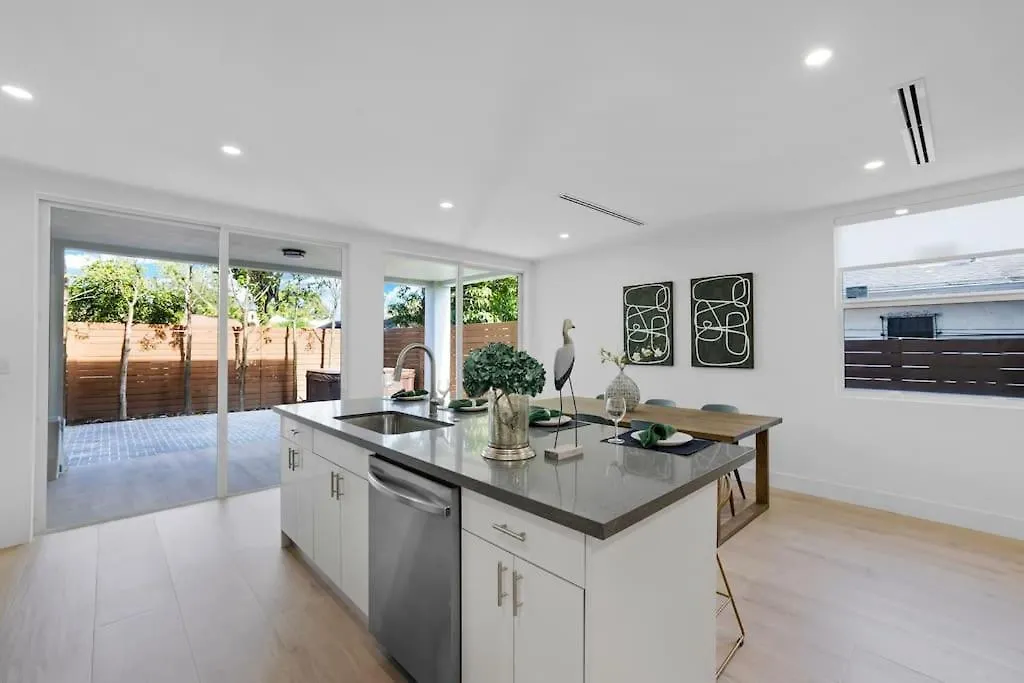 Βίλα Up To 12 Guests! Modern Near Wynwood 29!