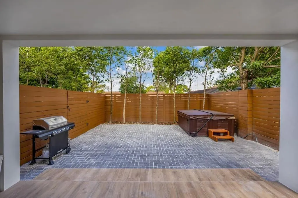Up To 12 Guests! Modern Near Wynwood 29! Βίλα Μαϊάμι