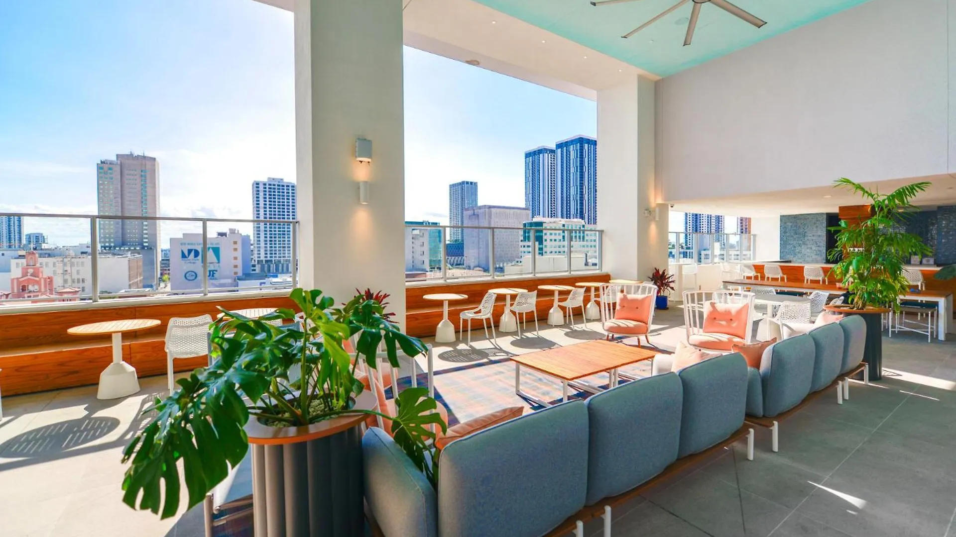 Exclusive W Beautiful Views And Full Amenities! Miami