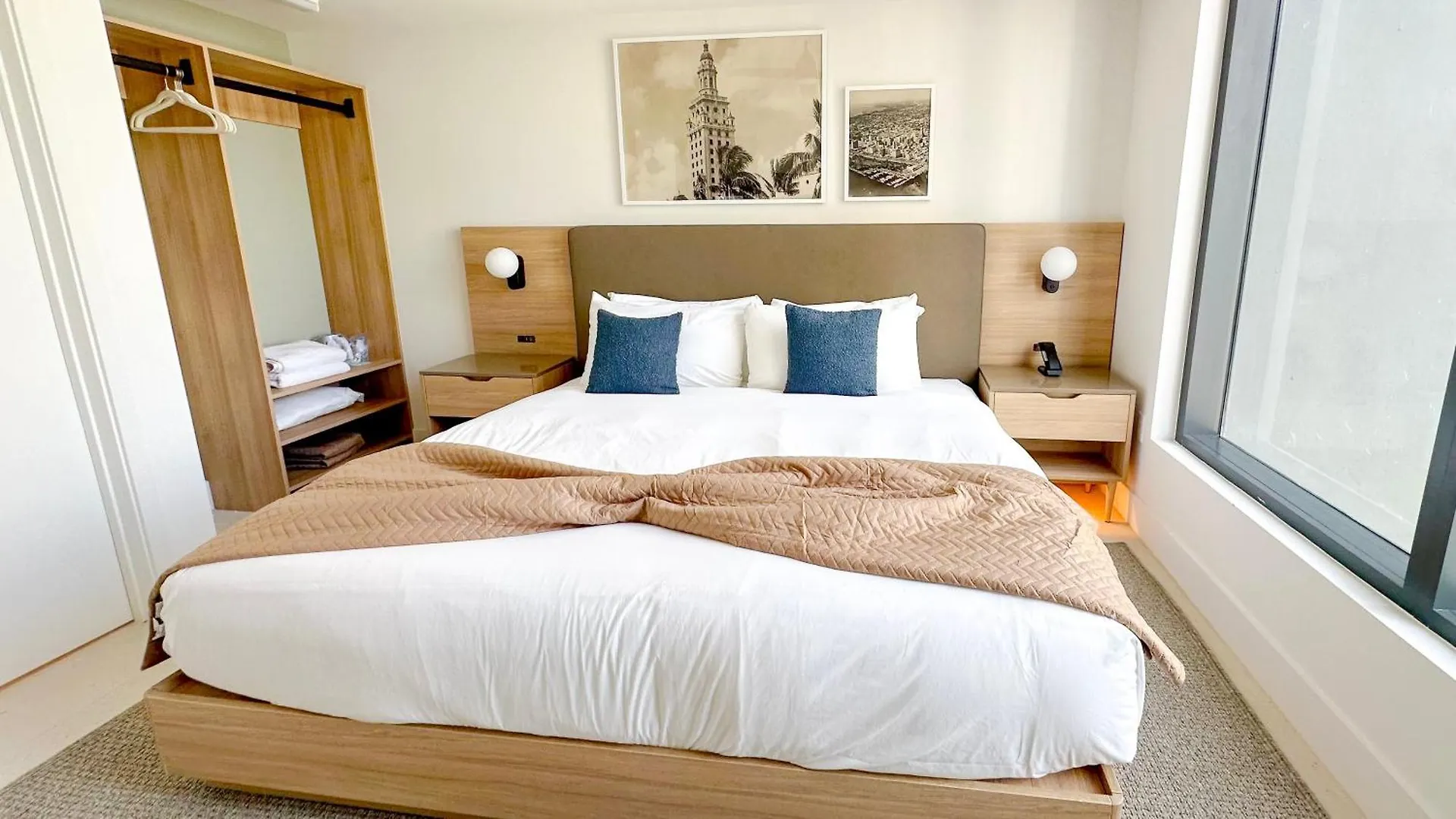 公寓 Stylish One Bedroom In The Heart Of Vibrant Downtown- Daily Fee And Parking Not Included