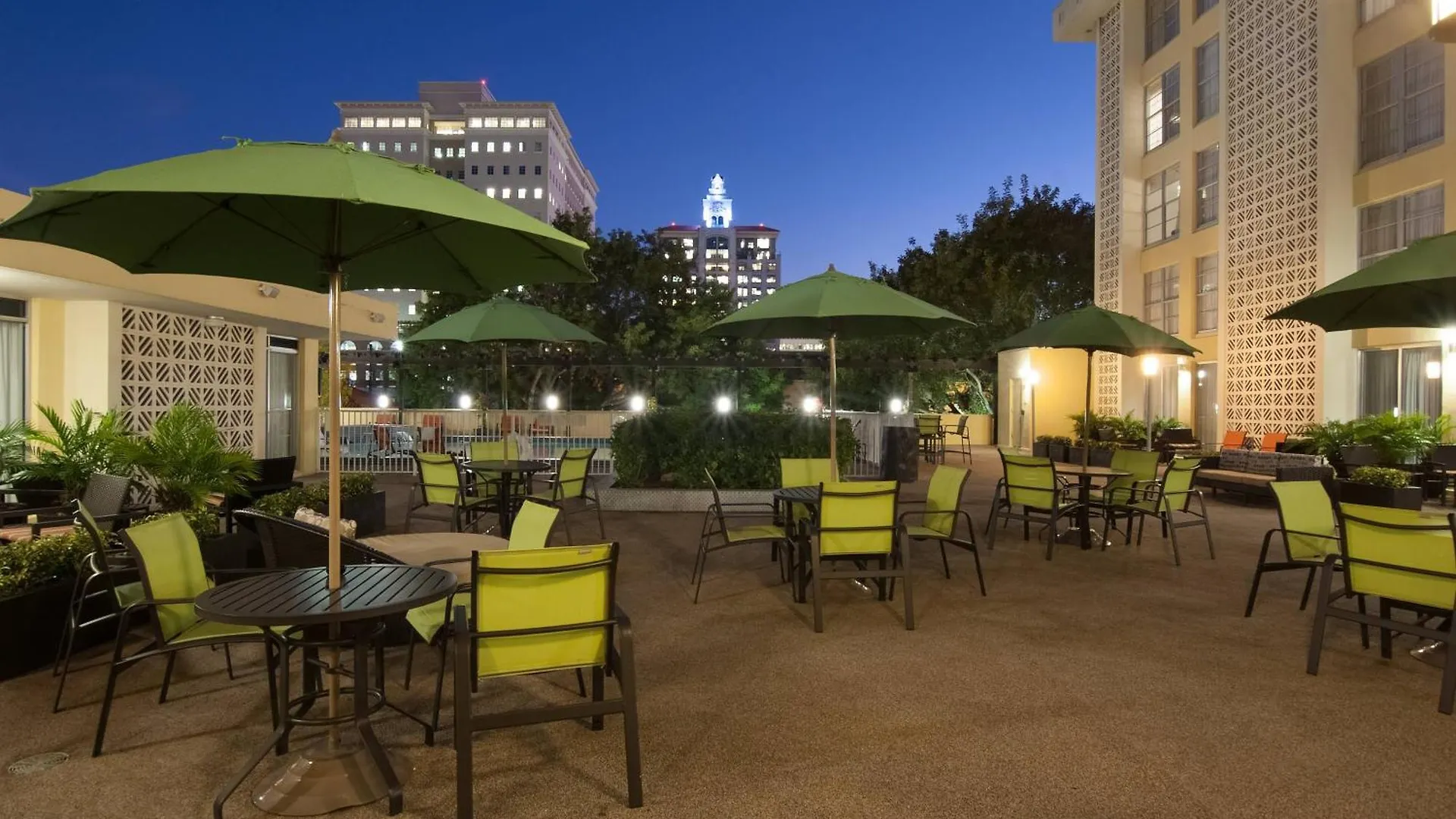 Courtyard Coral Gables 3* Miami