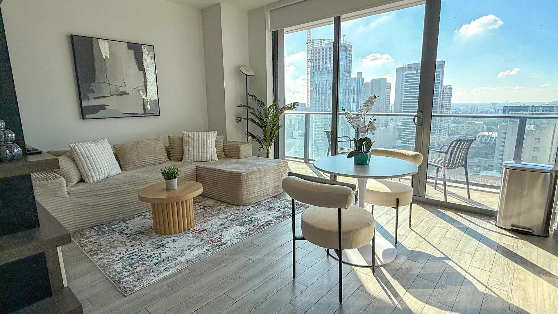 Luxury Loft- Free Parking- Ocean View, Brickell Downtown *