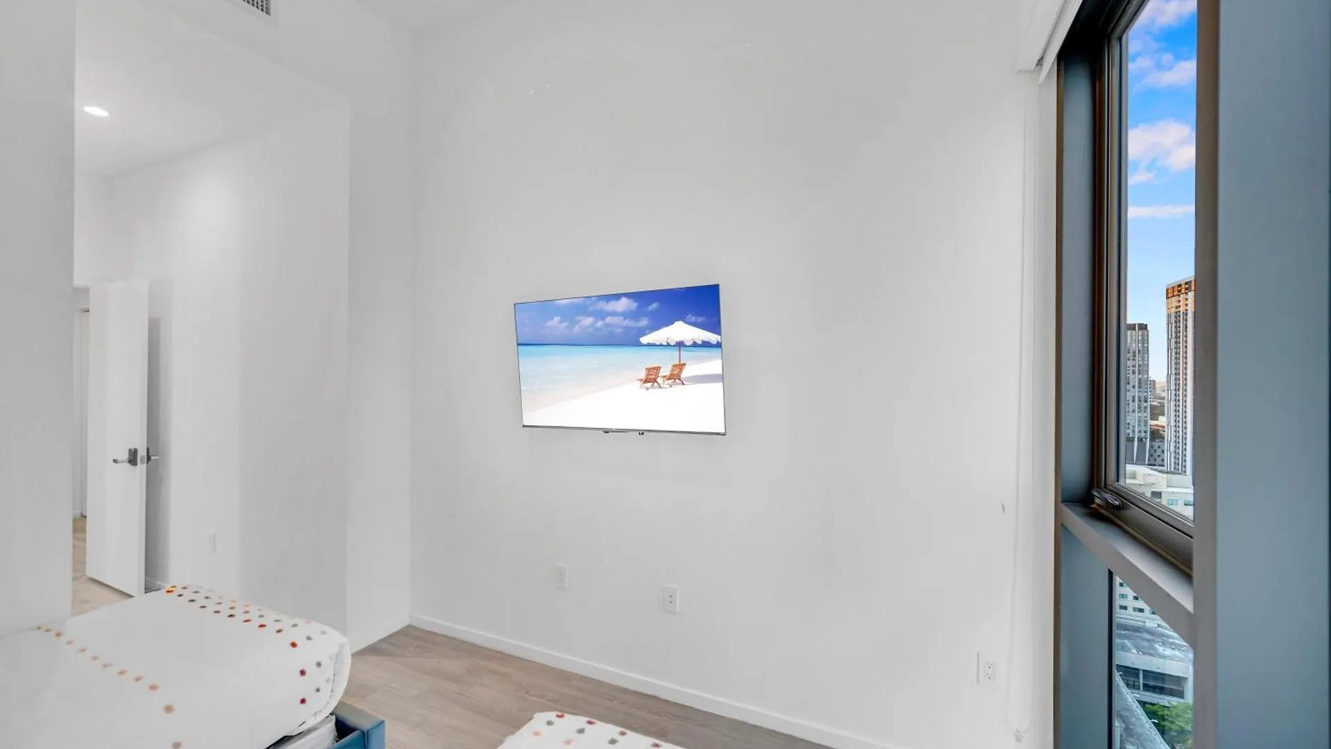 Appartement Penthouse Unit In The Heart Of *
