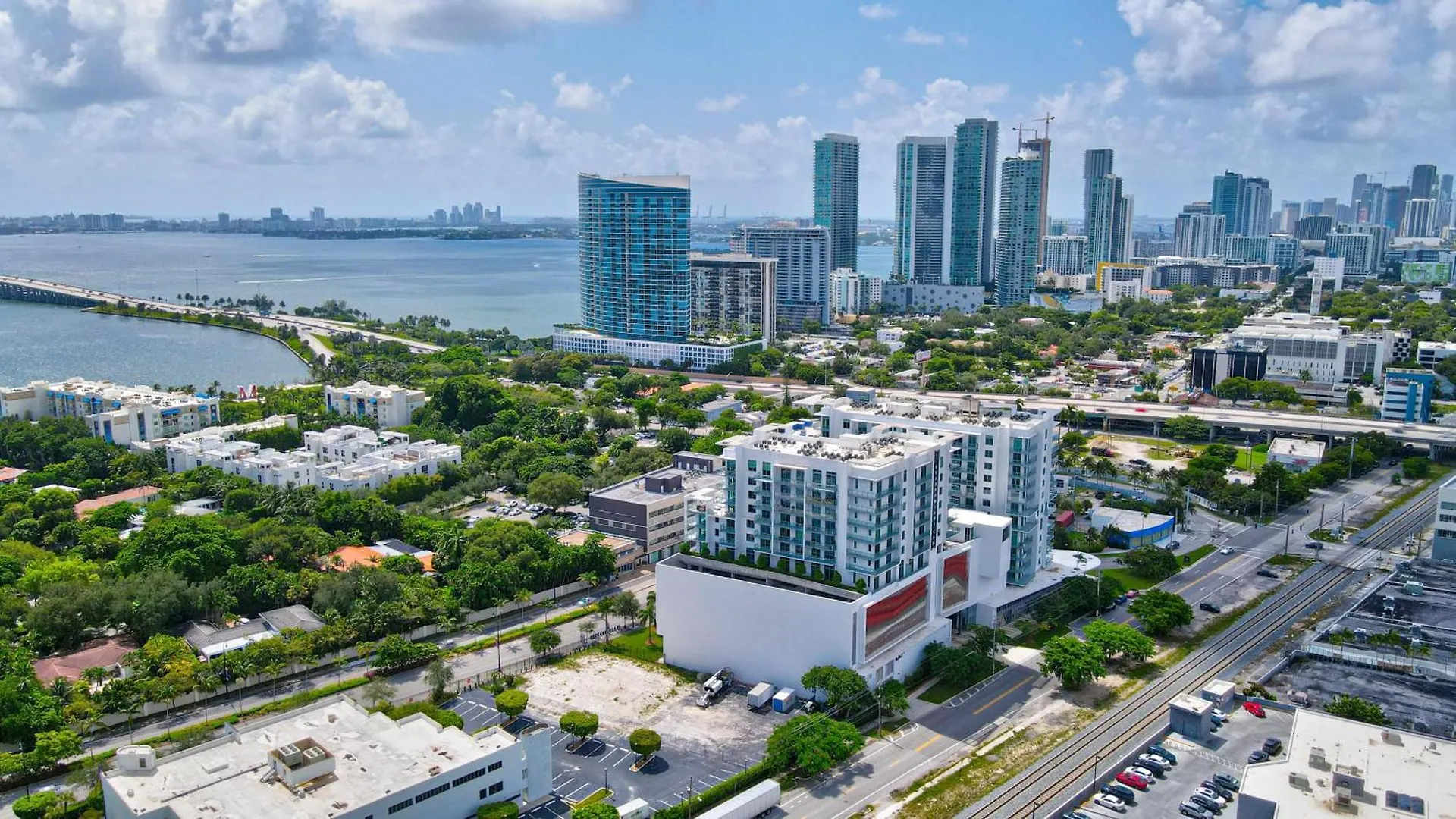 3900-502gj Design District, 2 Bedrooms & 2 Bathrooms Apartment Miami