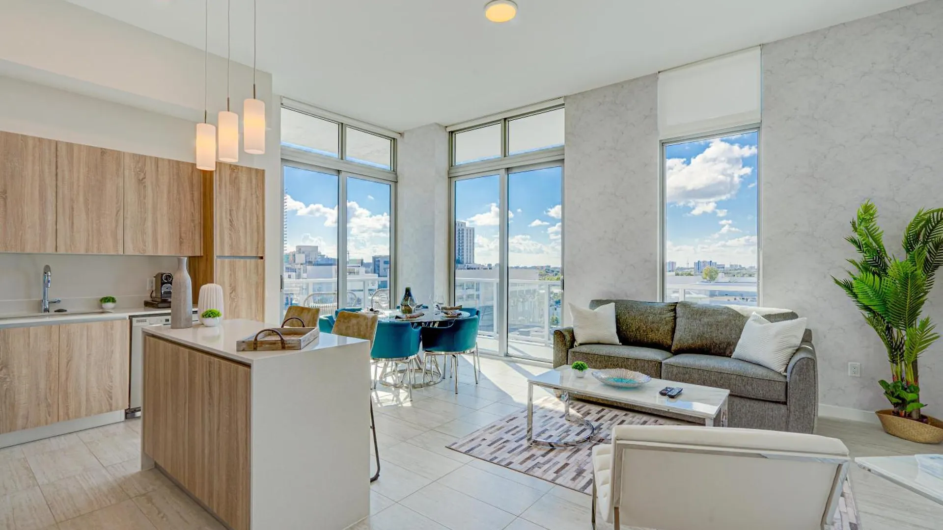 3900-602lg Design District, 2 Bedrooms & 2 Bathrooms Apartment
