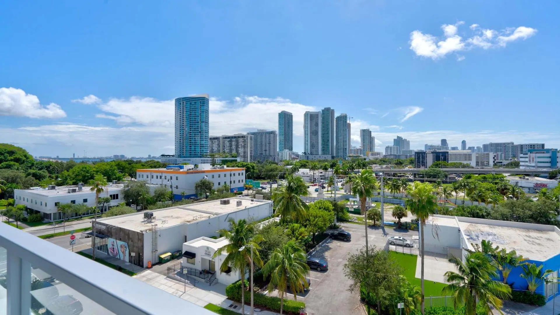 3900-502gj Design District, 2 Bedrooms & 2 Bathrooms * Miami